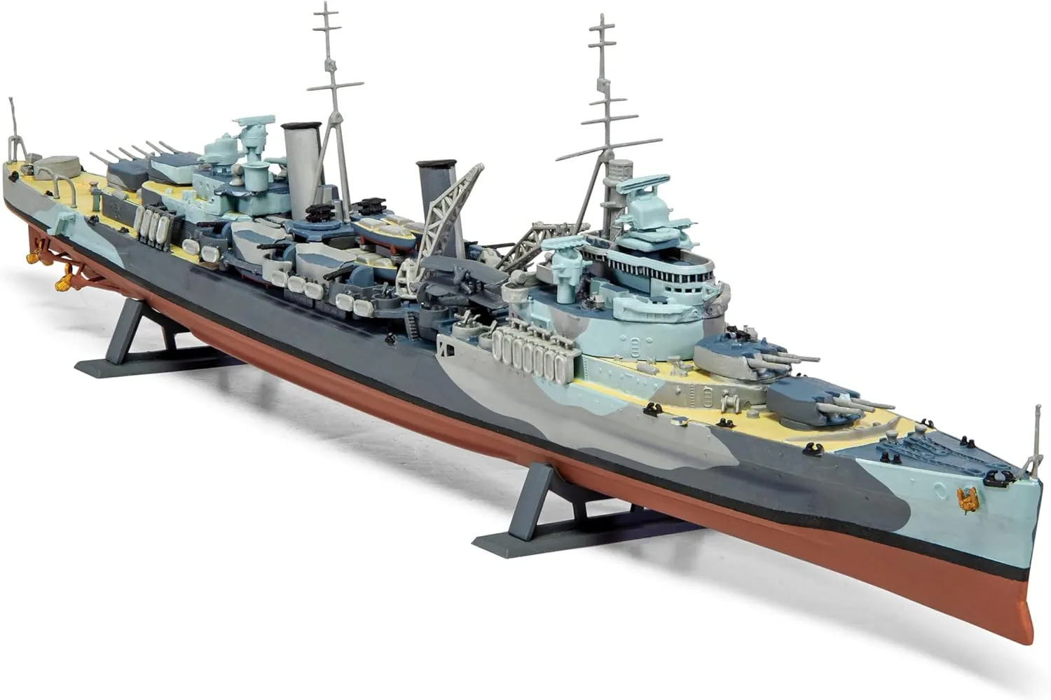 Airfix Ship Model Kit Vintage Classics - A04212V HMS Belfast, Plastic Watercraft Model Kits for Adults & Kids Ages 8 , Skill Level 3, 1:600 Scale WW2 Warship Models, Miniature Battleship Navy Gifts