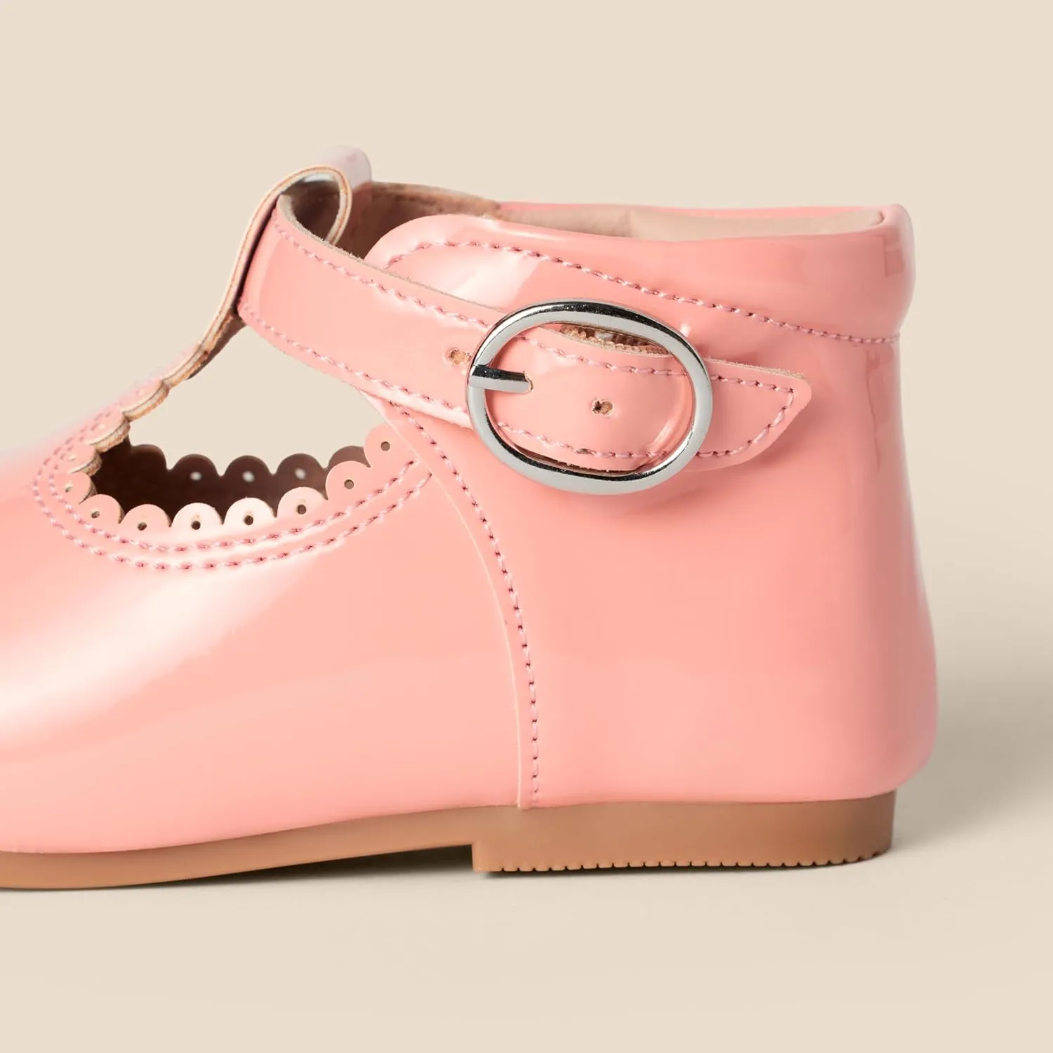 Amazon Essentials x Sofia Grainge Toddlers and Baby Girls’ Non-Slip Mary Jane Shoes