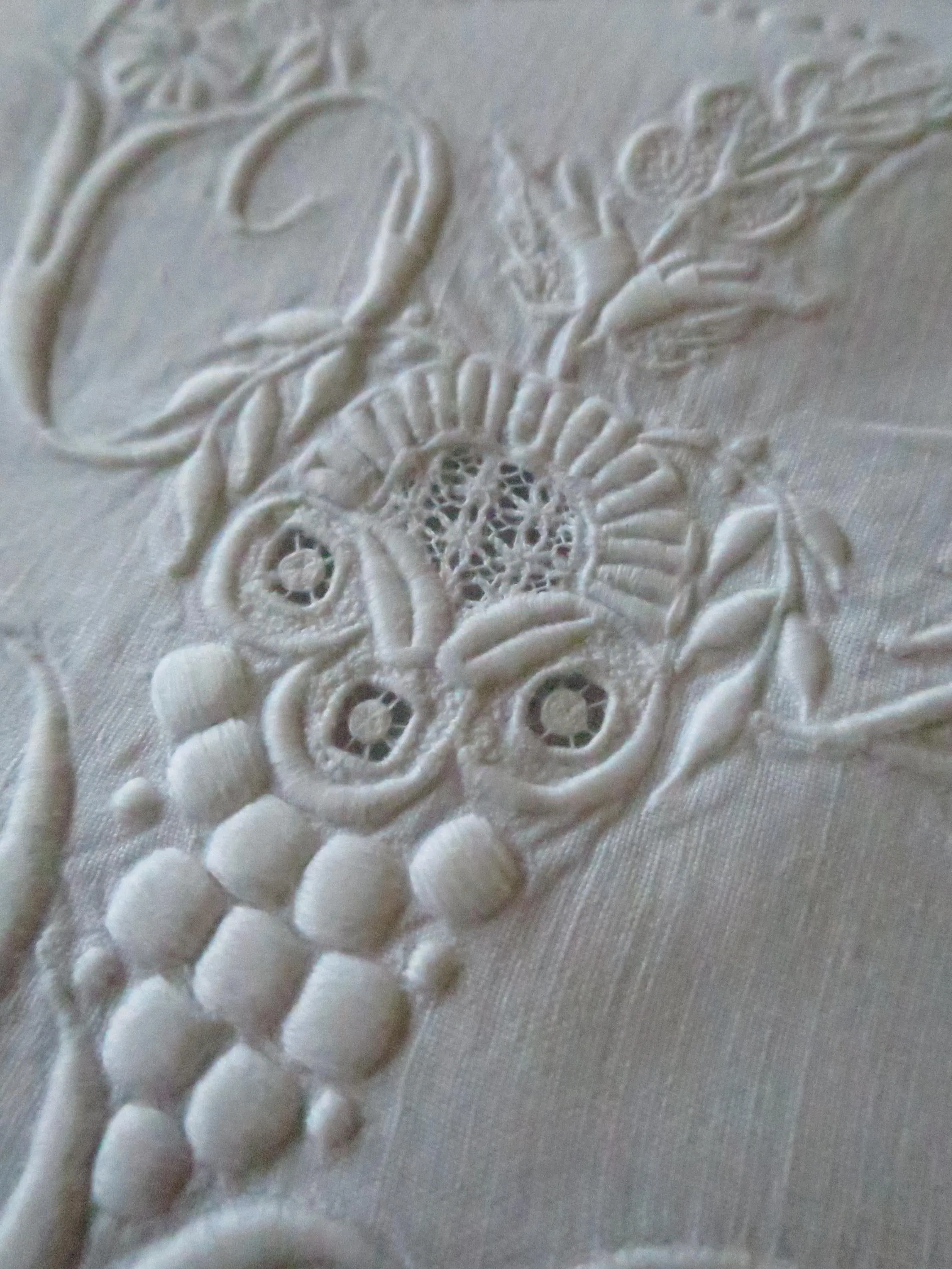 Antique Irish Linen Pair of Pillow Slips- Bobbin Lace & Hand Embroidered Monogram Y R
