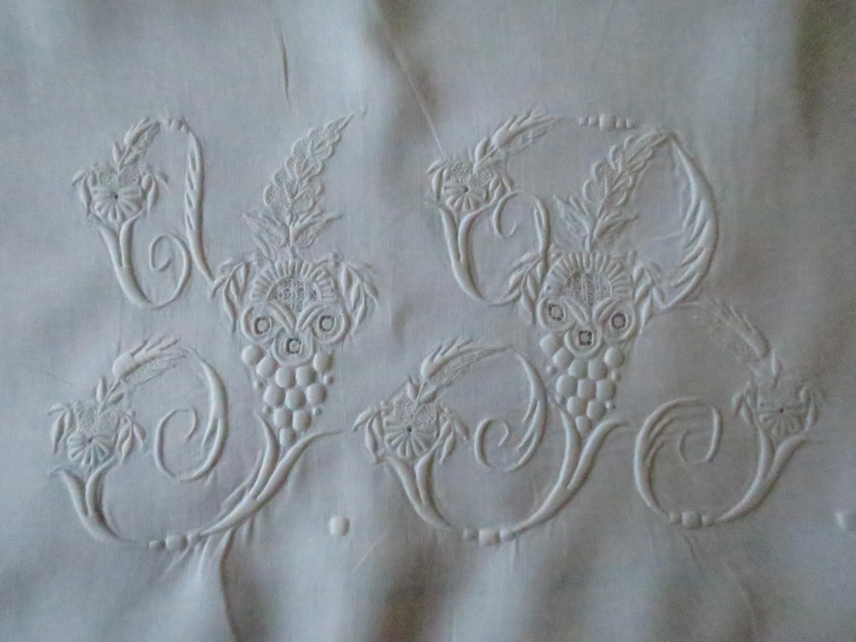 Antique Irish Linen Pair of Pillow Slips- Bobbin Lace & Hand Embroidered Monogram Y R