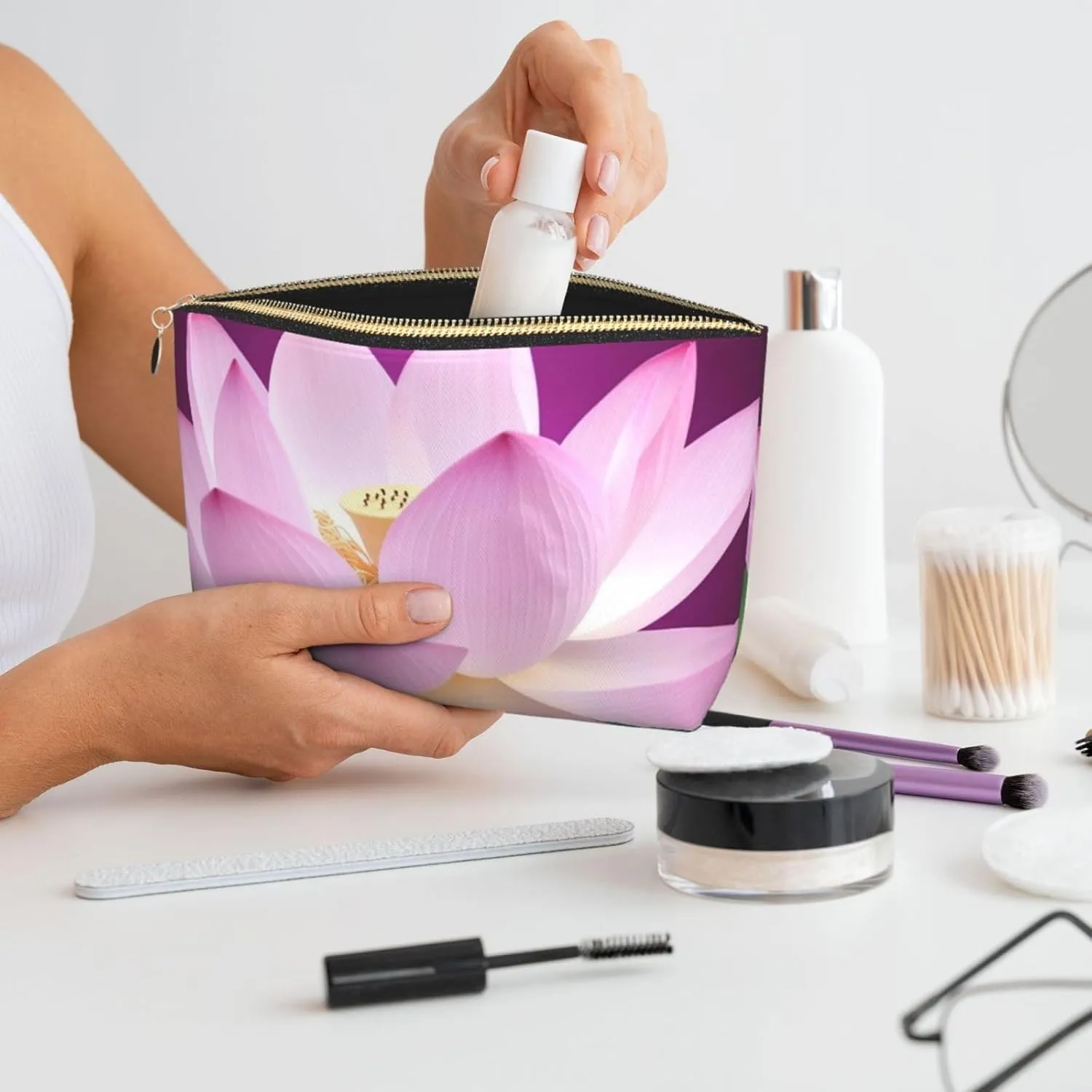 Asian Lotus Flower Cosmetic Bag Pu Leather Waterproof Makeup Bag Portable Travel Toiletry Bag Organizer Gold Zipper Pouch For Women Ladies Gift