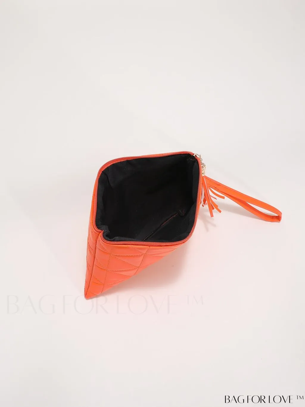 BagForLove - Chic Quilted Wristlet Bag Featuring Exquisite Pendant