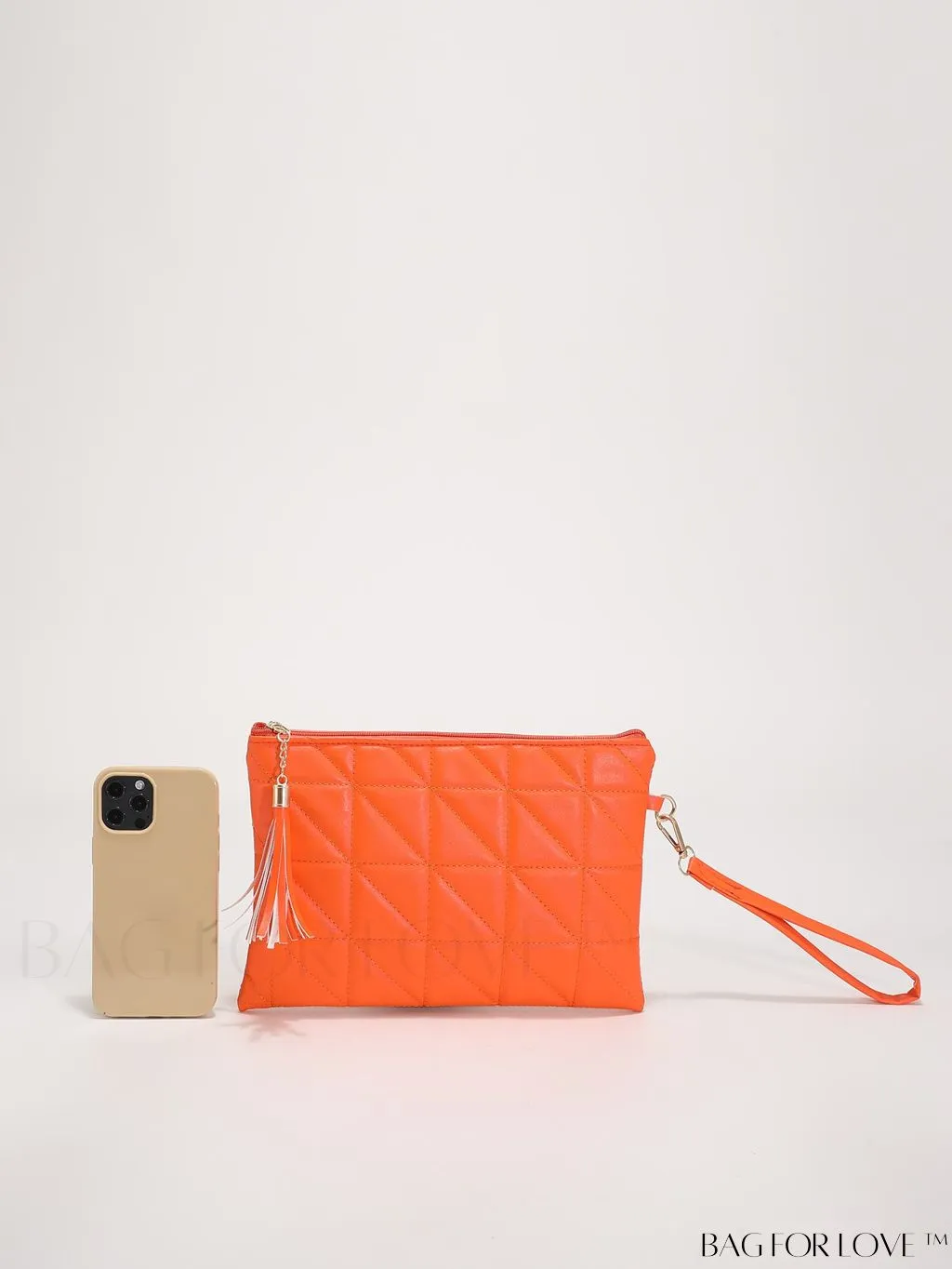 BagForLove - Chic Quilted Wristlet Bag Featuring Exquisite Pendant