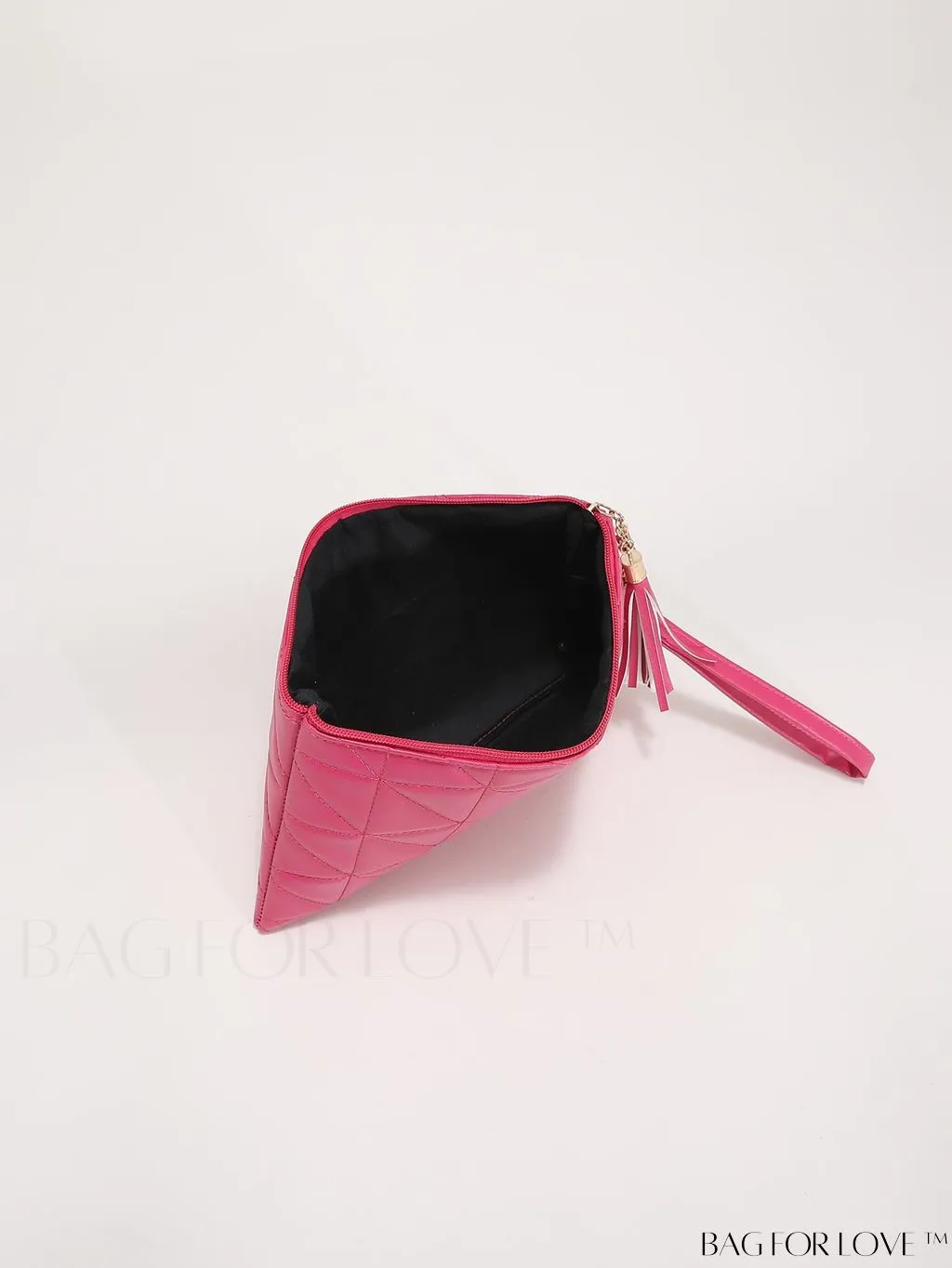 BagForLove - Chic Quilted Wristlet Bag Featuring Exquisite Pendant