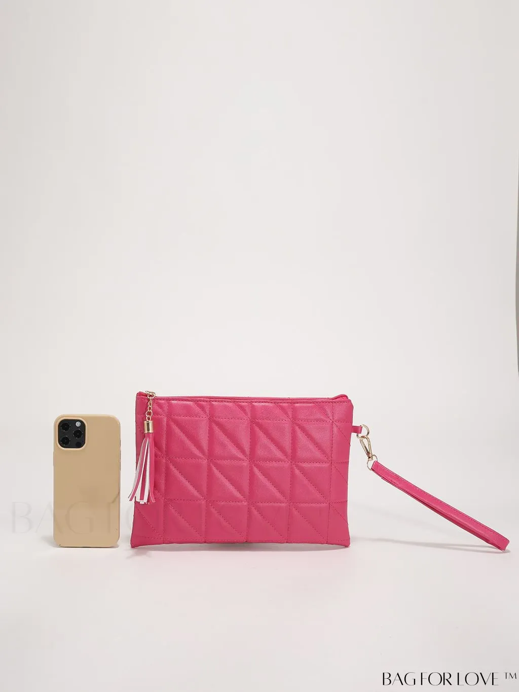 BagForLove - Chic Quilted Wristlet Bag Featuring Exquisite Pendant