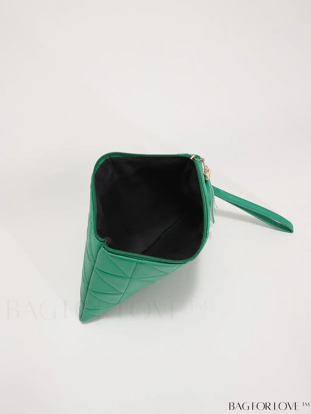 BagForLove - Chic Quilted Wristlet Bag Featuring Exquisite Pendant