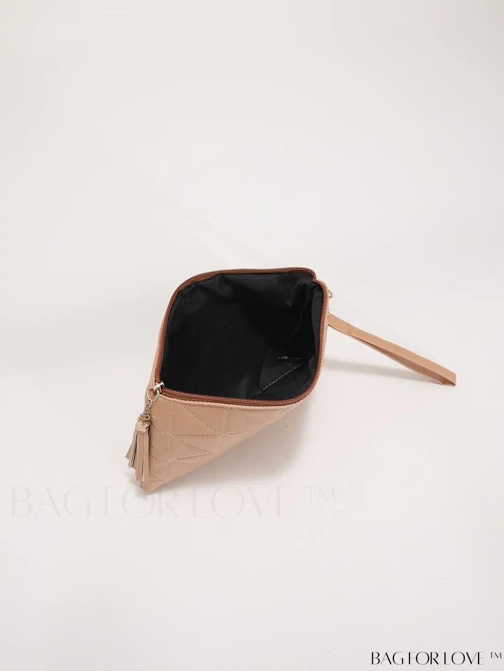 BagForLove - Chic Quilted Wristlet Bag Featuring Exquisite Pendant