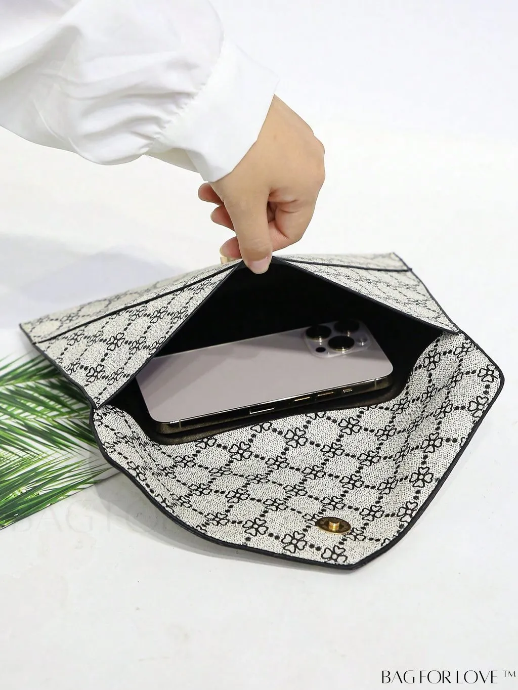 BagForLove - Minimalist PU Envelope Bag with Crocodile Embossing