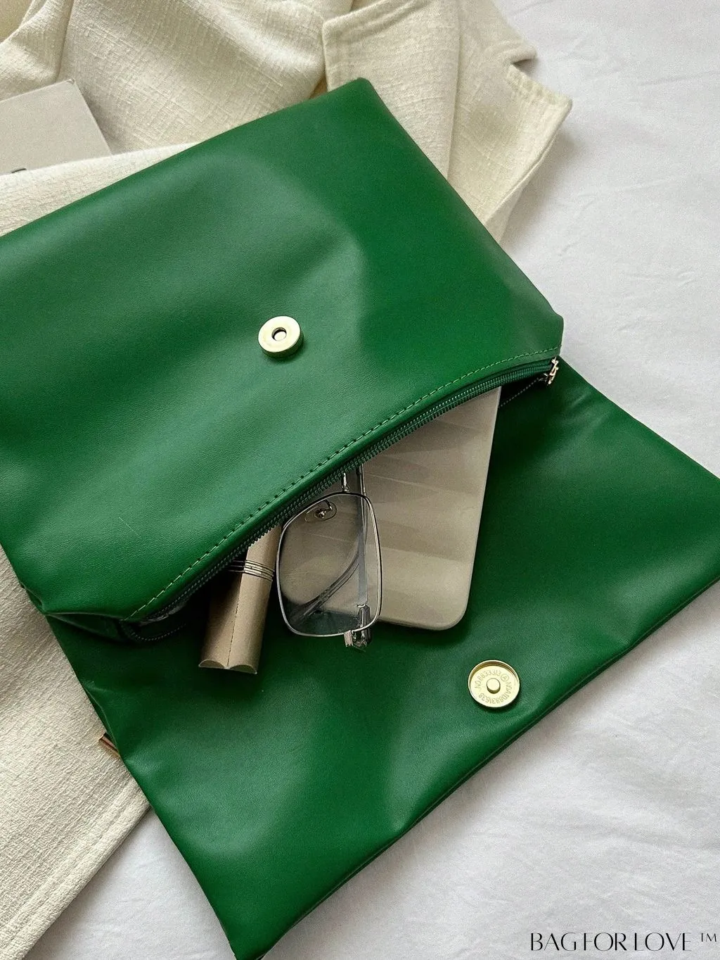 BagForLove - Minimalistic PU Envelope Bag with Heart Detailing