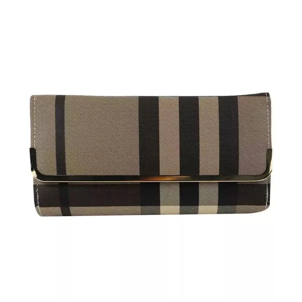 Chic and Playful Women’s wallet