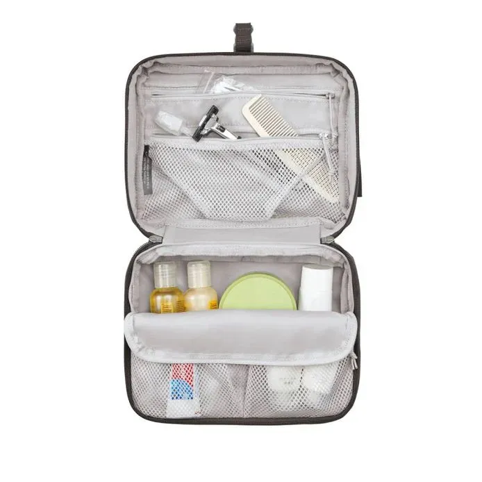 Daylite™ Hanging Toiletry Kit