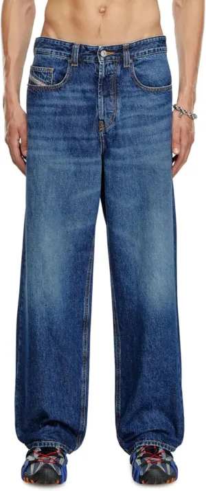 Diesel 2001 D-MACRO Relaxed Jeans