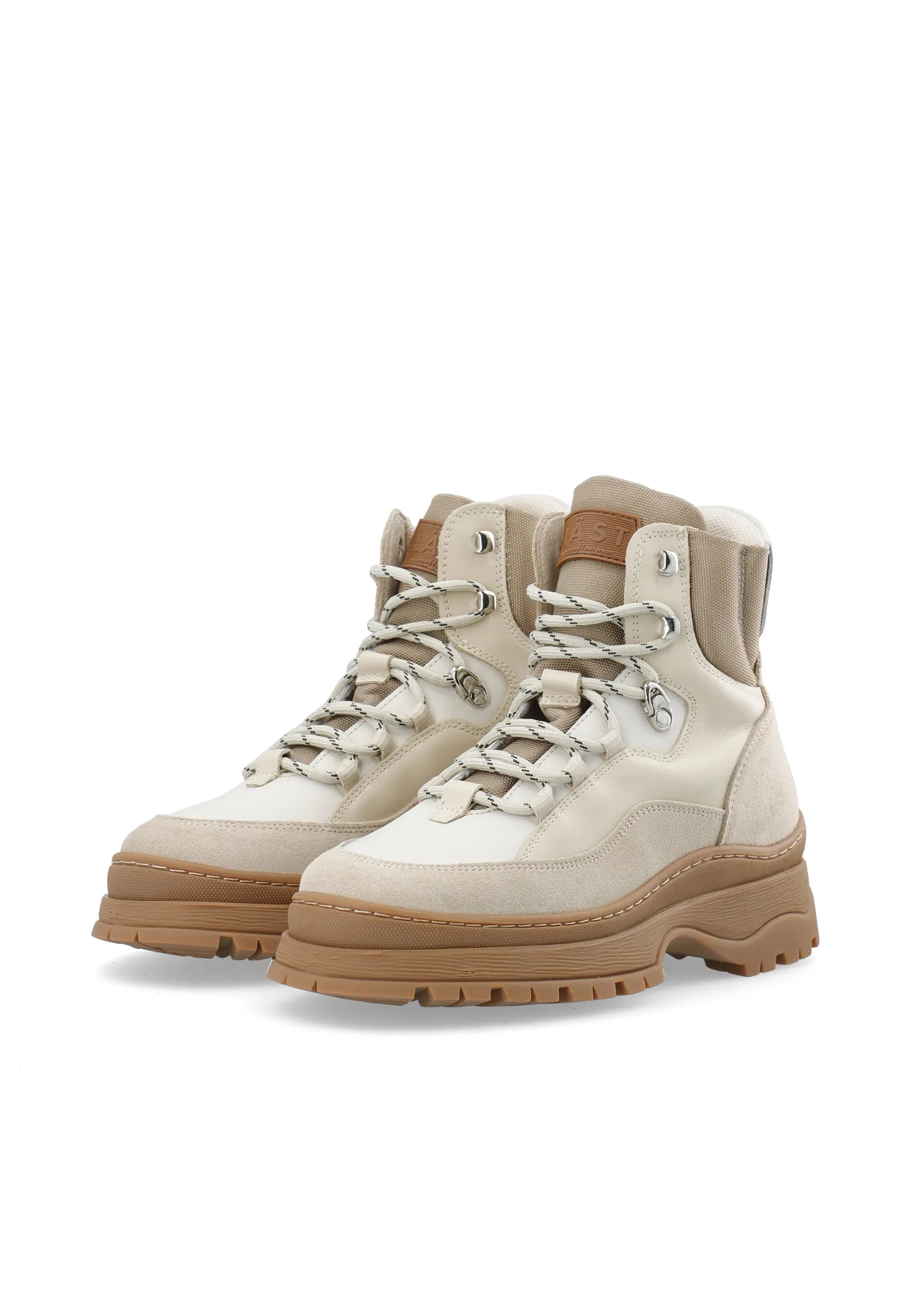 Downhill Lace-Up Boot - Beige