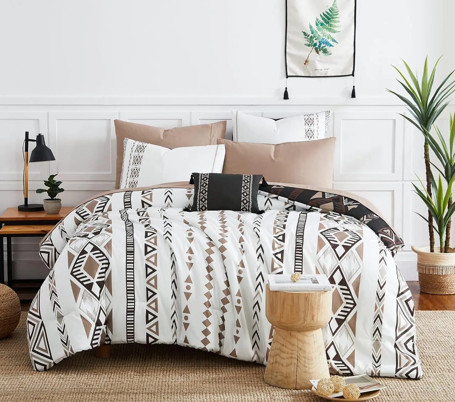 Geniospin Queen Comforter Set, Boho Aztec Comforter Set 8 Pieces, All Season Reversible Bed in A Bag, Soft Bedding, Lightweight, Warm and Breathable (Brown, 90"x90")