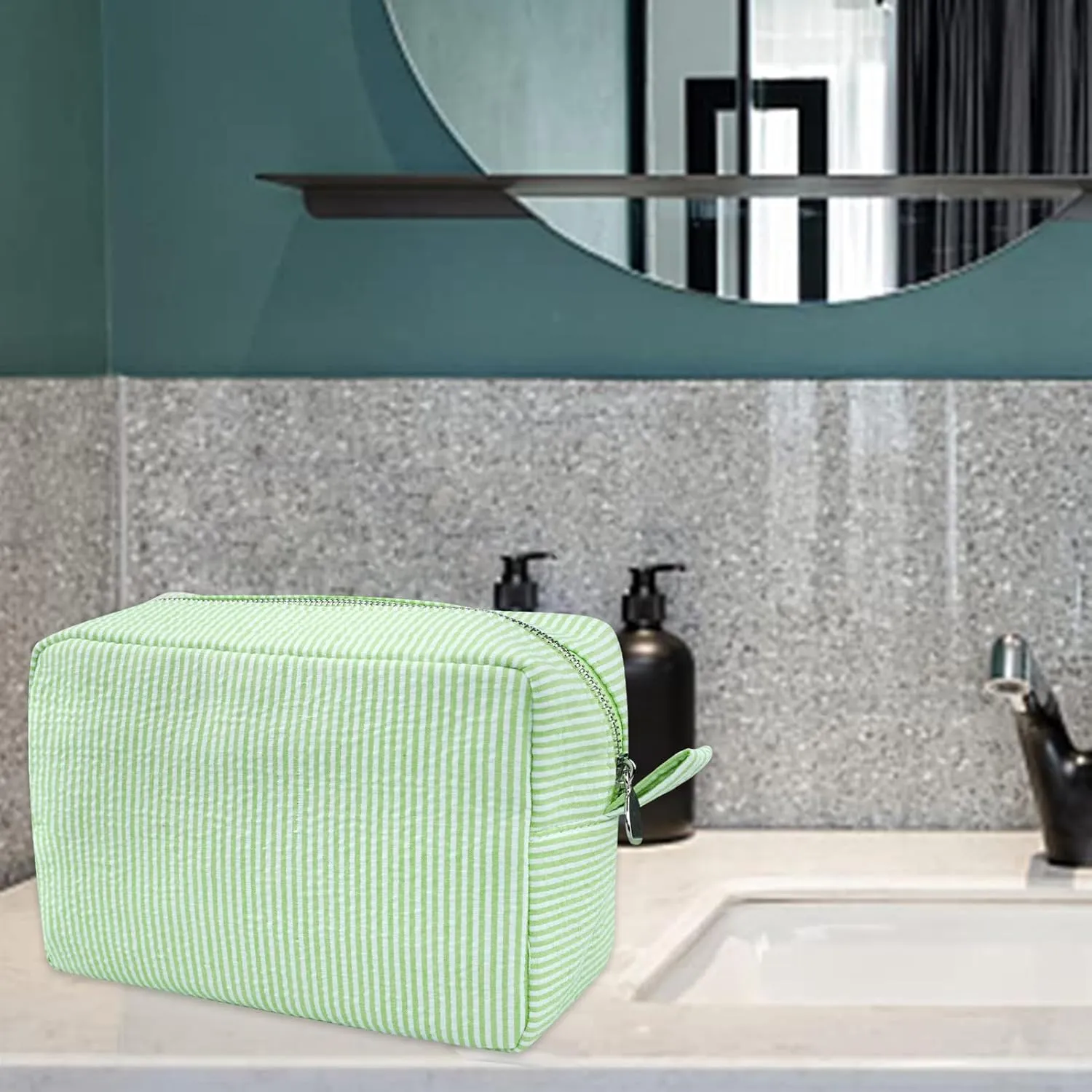 GFU Cosmetic Bags for Women, Seersucker Cosmetic Bag, Travel Toiletry Stripe Makeup Bag, Large Women Aesthetic Organizer Storage Pouch, Girls Handbags Purses, Green