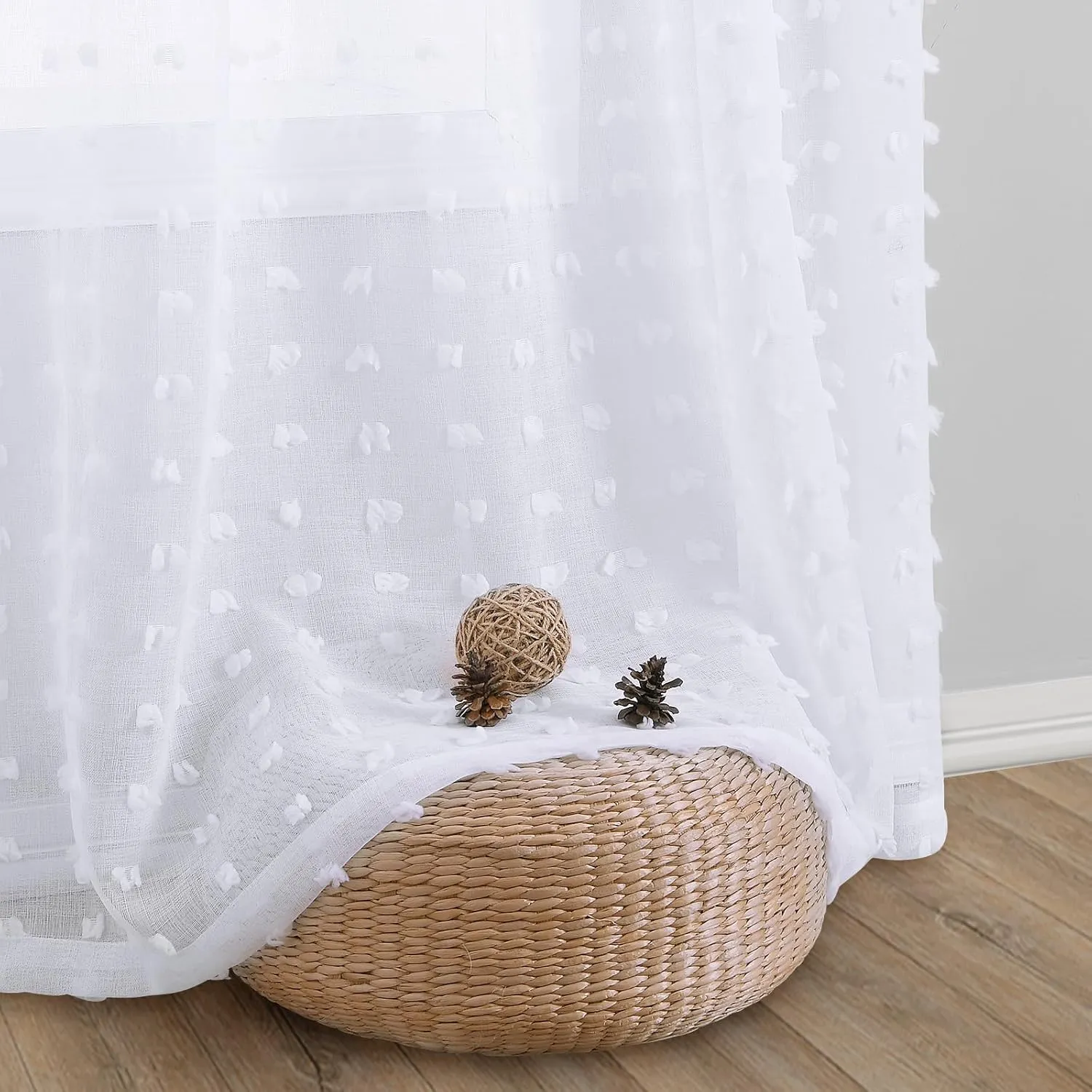 Guken White Sheer Curtains 24 Inch Length 2 Panels Sets for Living Room Bedroom 30 Inch Width Farmhouse Boho Drapes Light Filtering Pom Pom Curtains Tufted Semi Sheer Kids Rod Pocket,W30xL24