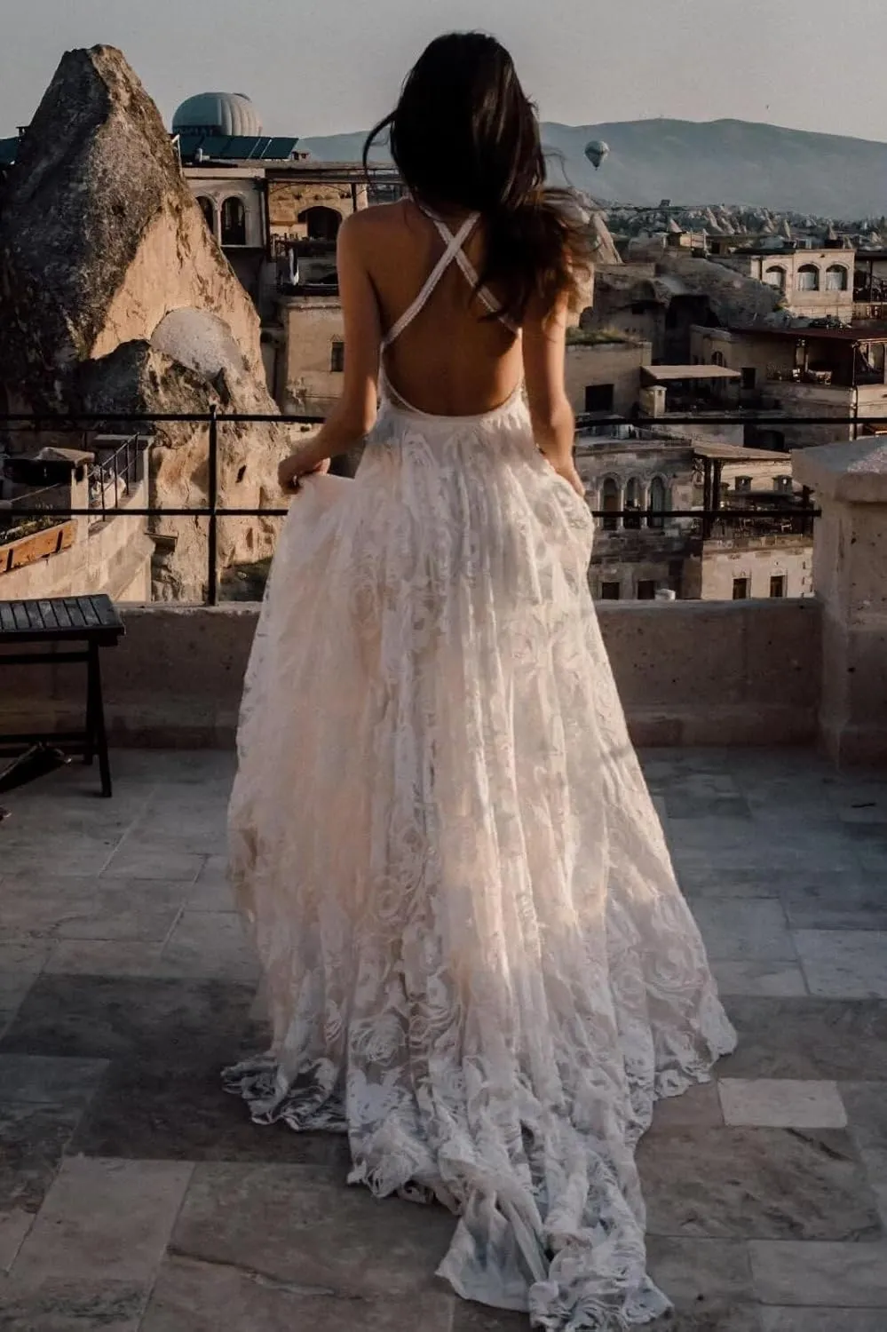 Guramisi Spaghetti Straps Boho Wedding Dresses for Bride 2024 Laces Applique Beach A Line Bridal Gowns for Wedding