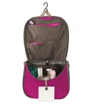 Hanging Toiletry L