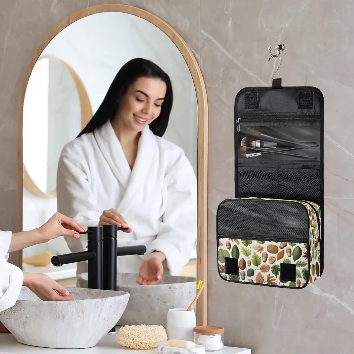 Hanging Travel Toiletry Bag Leaves Acorn Fruit Toiletry Bags with Hanging Hook Portable Cosmetic Bag Makeup Organizer for Travel Business Trip