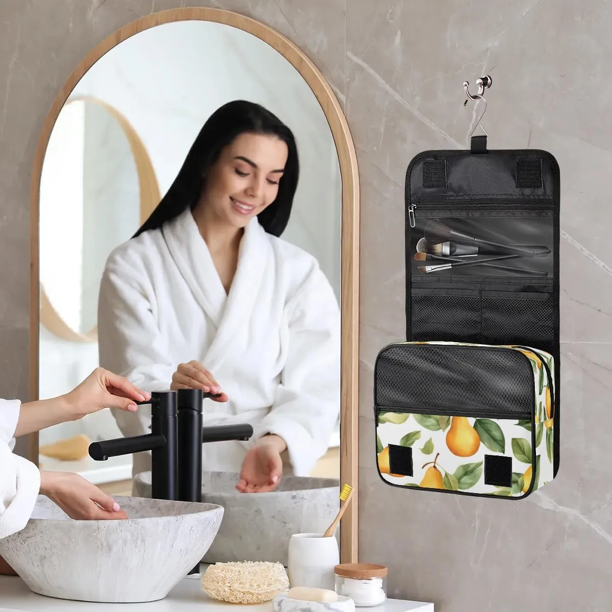 Hanging Travel Toiletry Bag Pears Print Toiletry Bags with Hanging Hook Portable Cosmetic Bag Makeup Organizer for Travel Business Trip