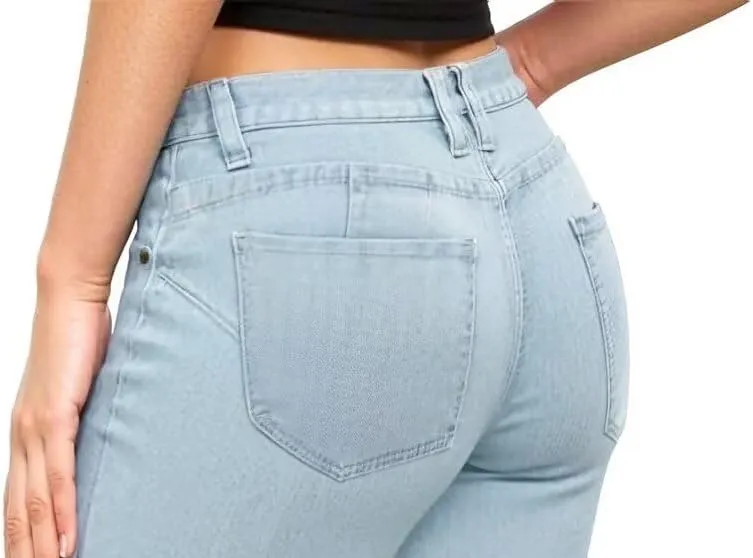 Hybrid & Company Women's Slim Fit Super Stretch Denim Capri Shorts