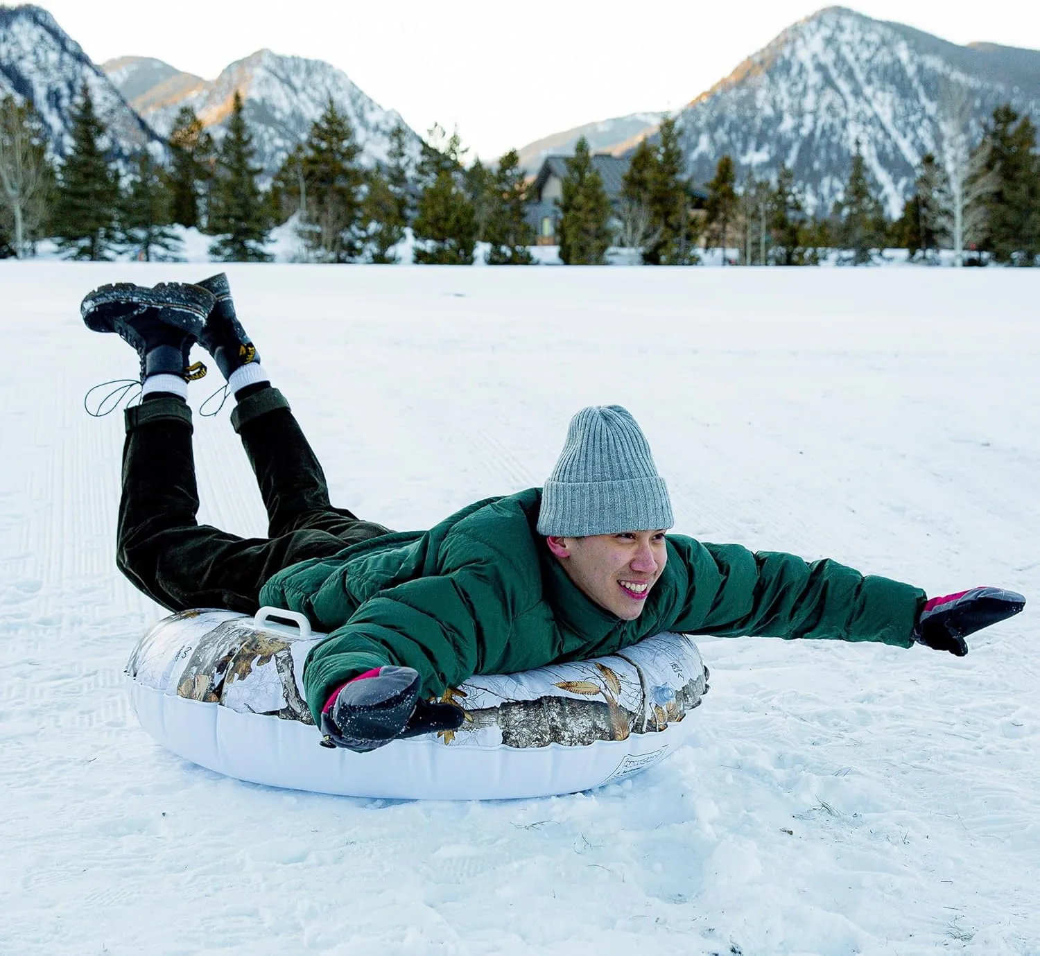 Inflatable Heavy Duty Snow Tubes.