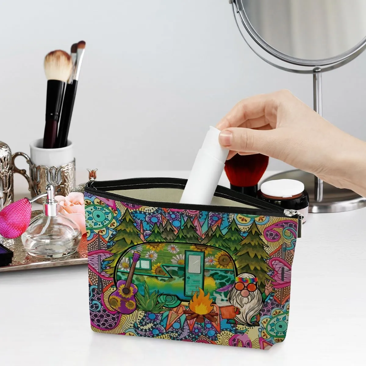 jeilink Hippie Gifts Makeup Bag Funny Hippie Van Hippie Decor Stuff Retro Camper Car Travel Toiletry Bag for Women Best Friends Grandma Mom Sister Coworker Nurse Camping Birthday Christmas Retirement