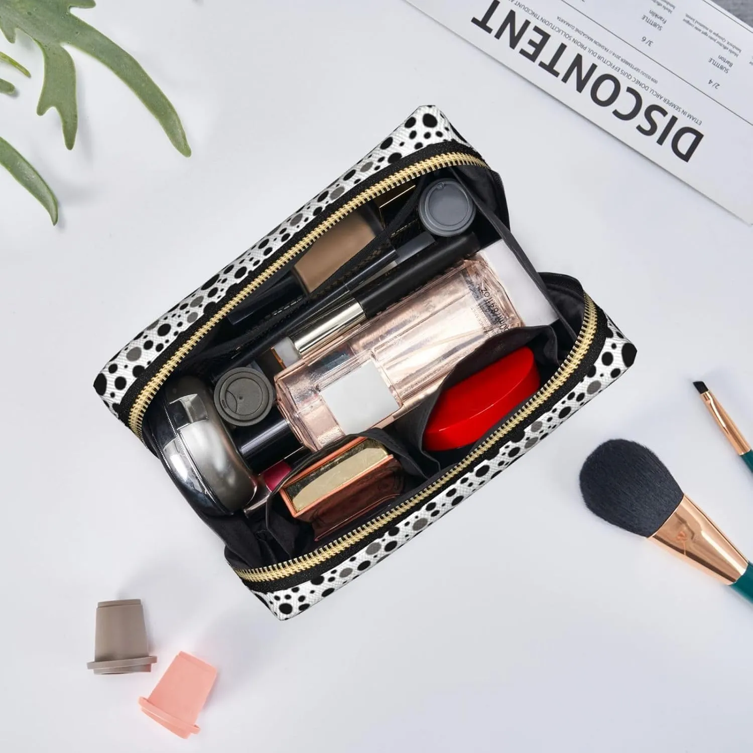 Leopard Print Toiletry Pouch, Travel-Friendly Makeup Organizer For Makeup Brushes, Lipsticks