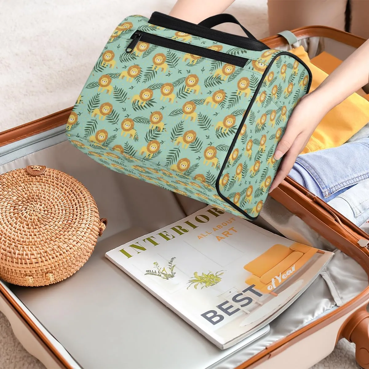 Lion Large Travel Toiletry Bag for Women, Travel Organizer for Toiletries, Waterproof Makeup Cosmetic Bag with Handle
