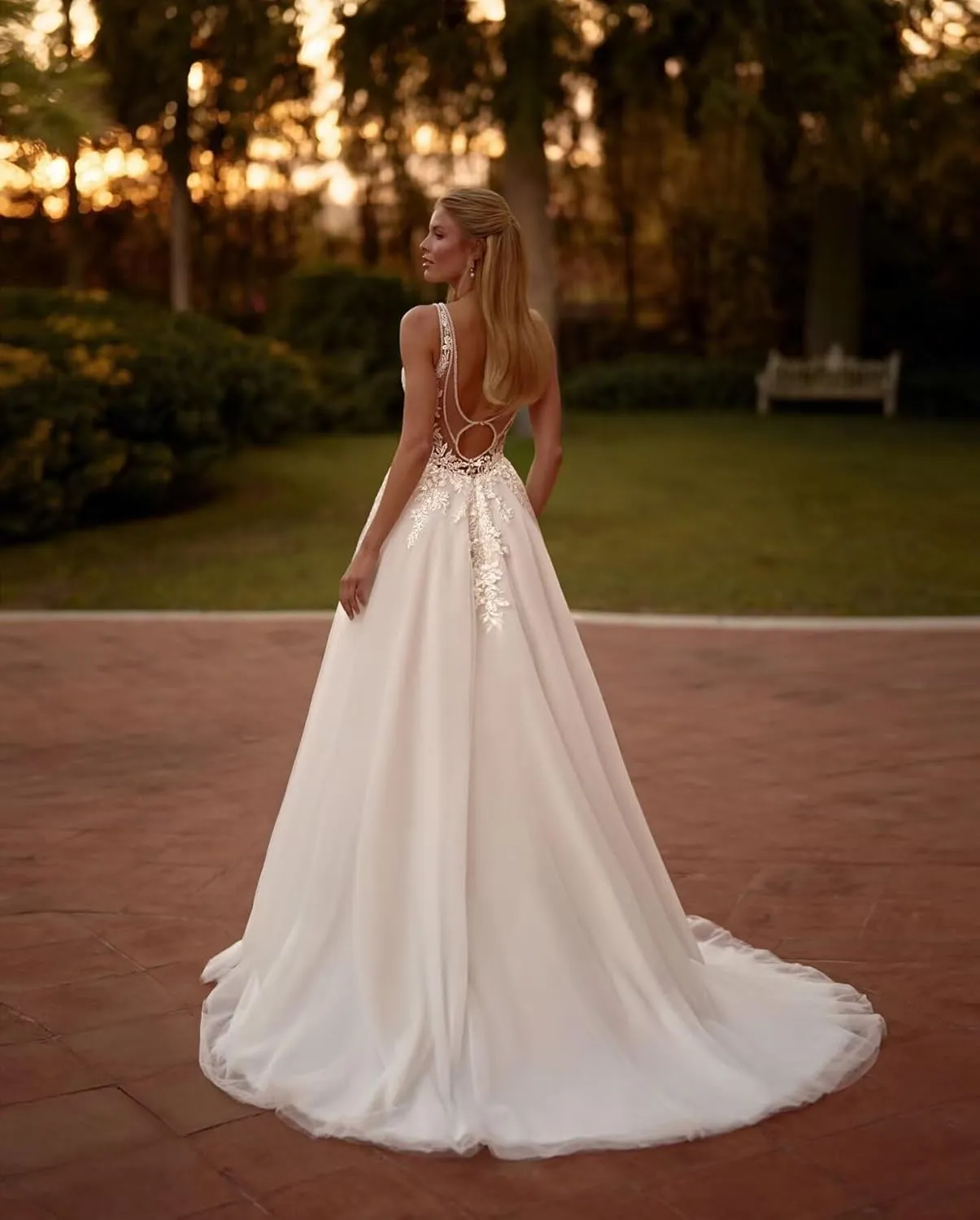 Long Boho Wedding Dresses for Bride 2025 Lace Beach Wedding Gowns for Women Bohemian Bridal Dress