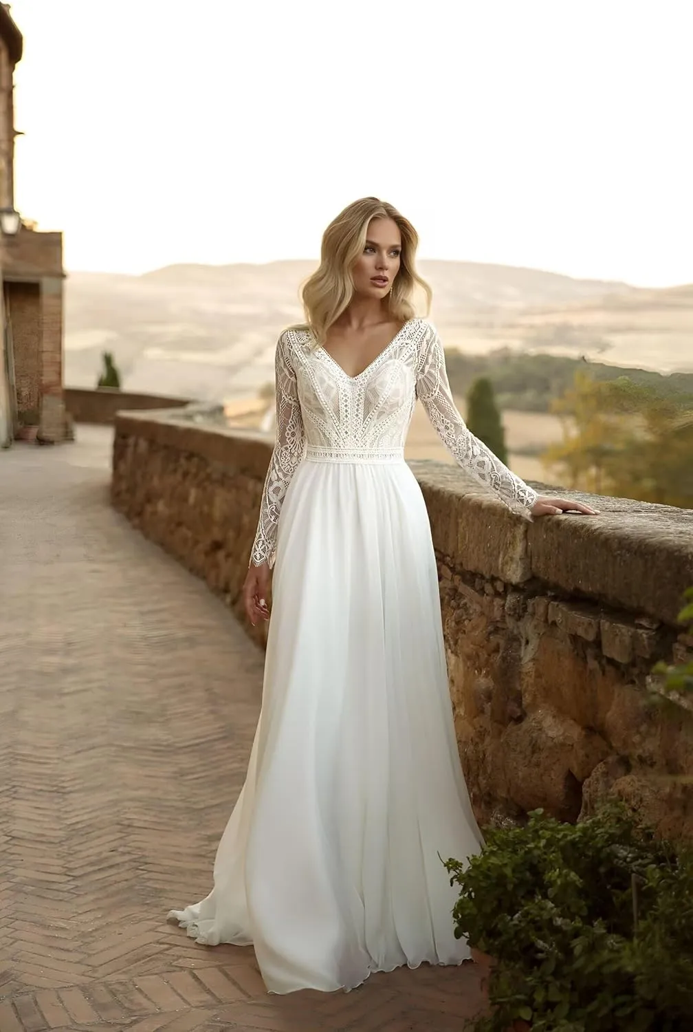 Long Sleeve Wedding Dresses for Bride 2025 Lace Beach Boho Bridal Dress Wedding Gowns with Sleeves for Women