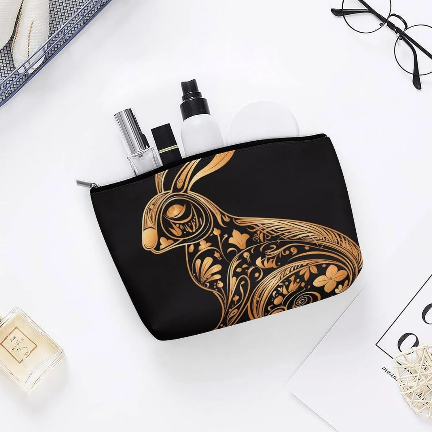 Makeup Bag Portable Cosmetic Bag Large Capacity Travel Makeup Bag Storage Bag Rabbit Icon Printed Toiletry Bag Suitable for Women And Girls