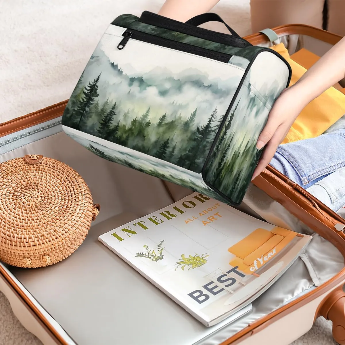 Misty Forest Pine Tree Travel Toiletry Bag for Men and Women, Large Hanging Makeup Bag Organizer Toiletries Bag for Travel, Cosmetic Bag with Handle