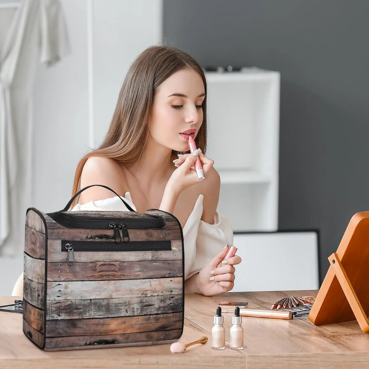 Old Barn Door Wooden Theme Travel Toiletry Bag for Men and Women, Large Hanging Makeup Bag Organizer Toiletries Bag for Travel, Cosmetic Bag with Handle