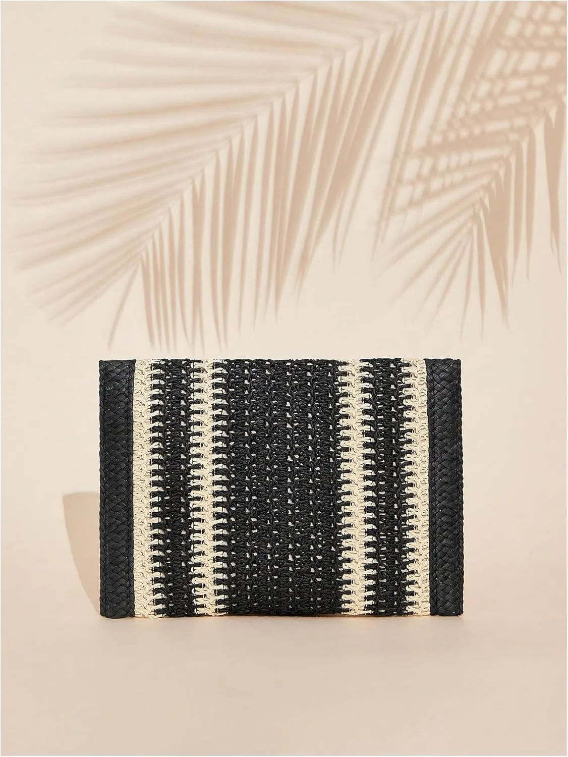OYOANGLE Women's Color Block Woven Clutch Bag Straw Fringe Flap Small Striped Boho Purse Handbags