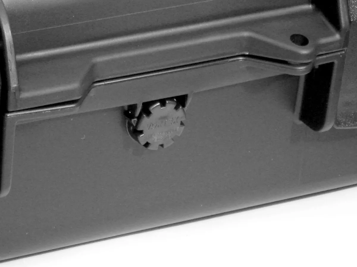Pelican Storm iM3100 Watertight Recessed Wheeled Long Case
