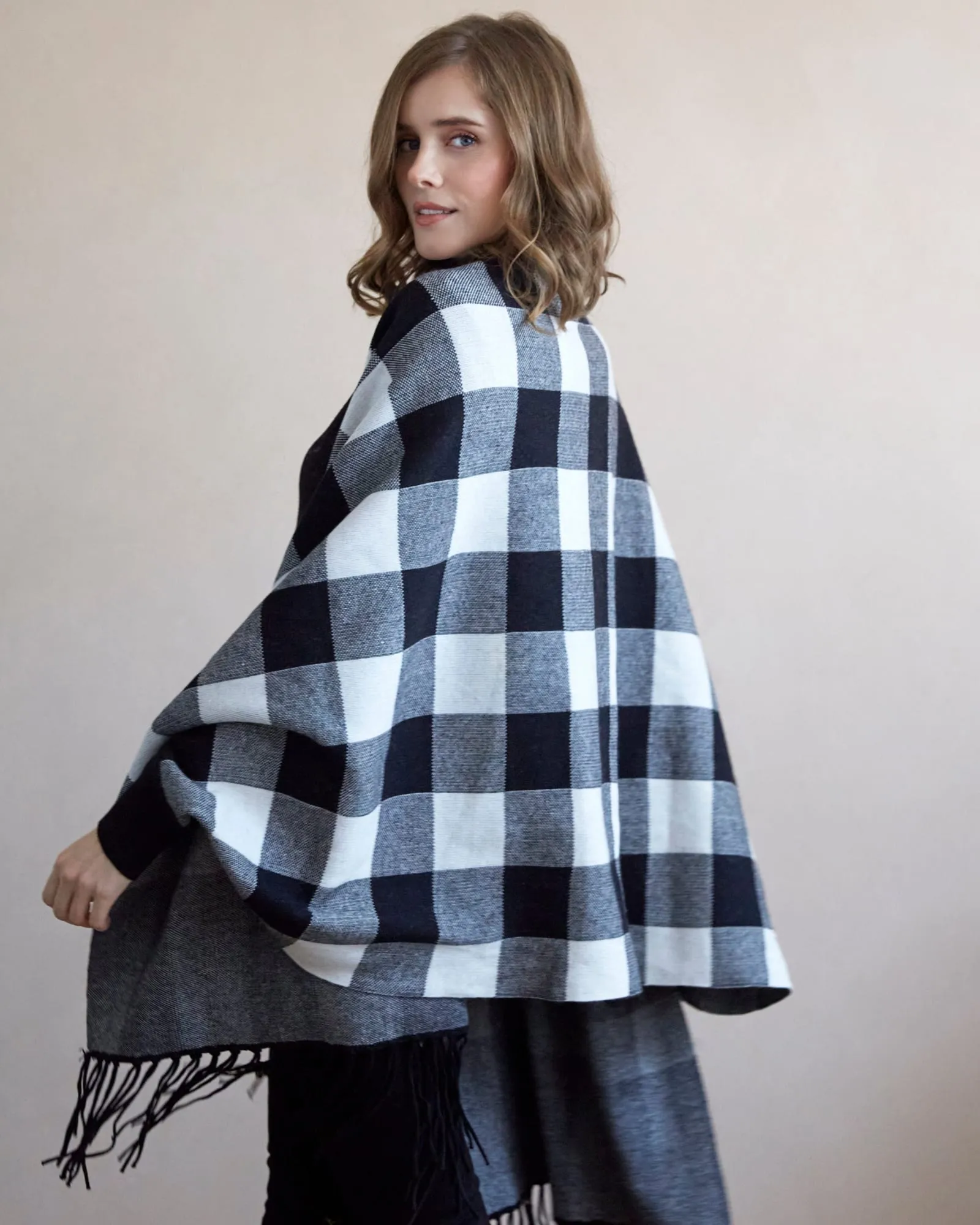 Reeve Wrap | Black and White