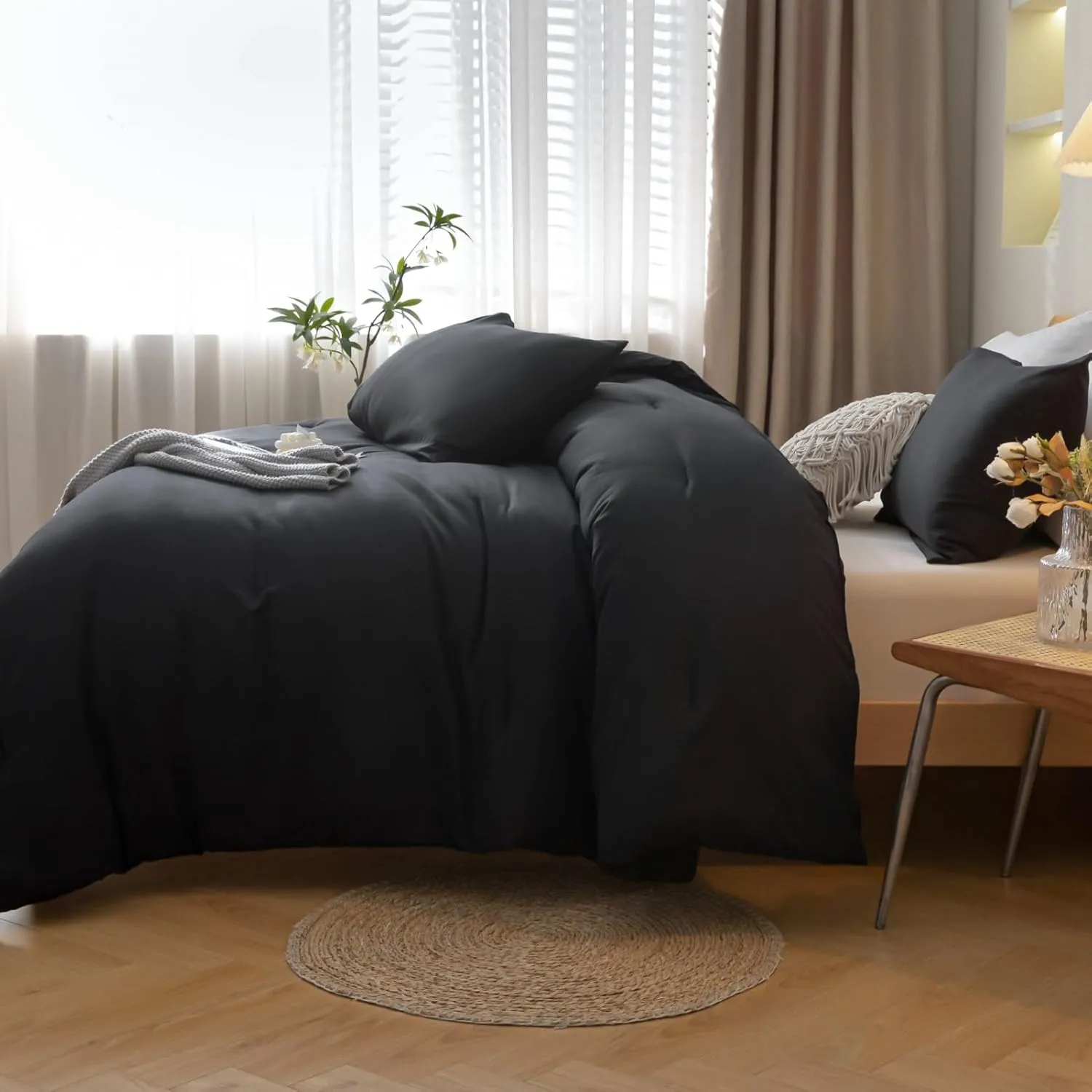 ROSGONIA King Size Comforter Set Black, 3pcs (1 Black Comforter & 2 Pillowcases), All Season Bedding Lightweight Bedspread Blanket Quilt Bed Set