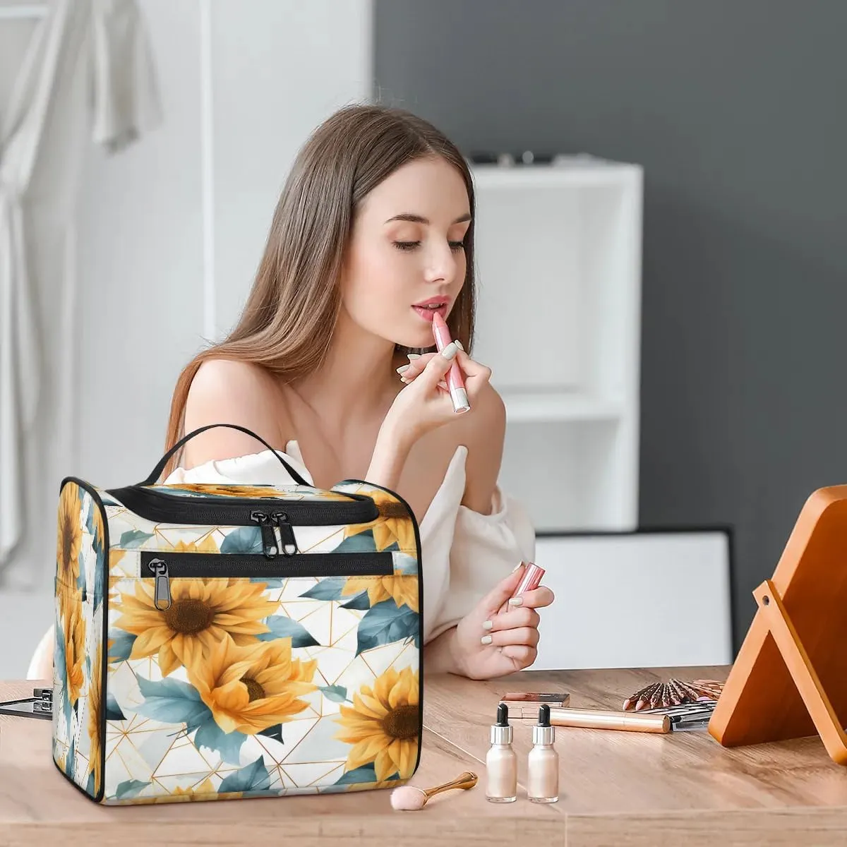 Sunflower Modern Toiletry Bag for Women and Men, Hanging Travel Makeup Bag, Travel Toiletry Organizer Bag, Makeup Organizer Bag for Cosmetics