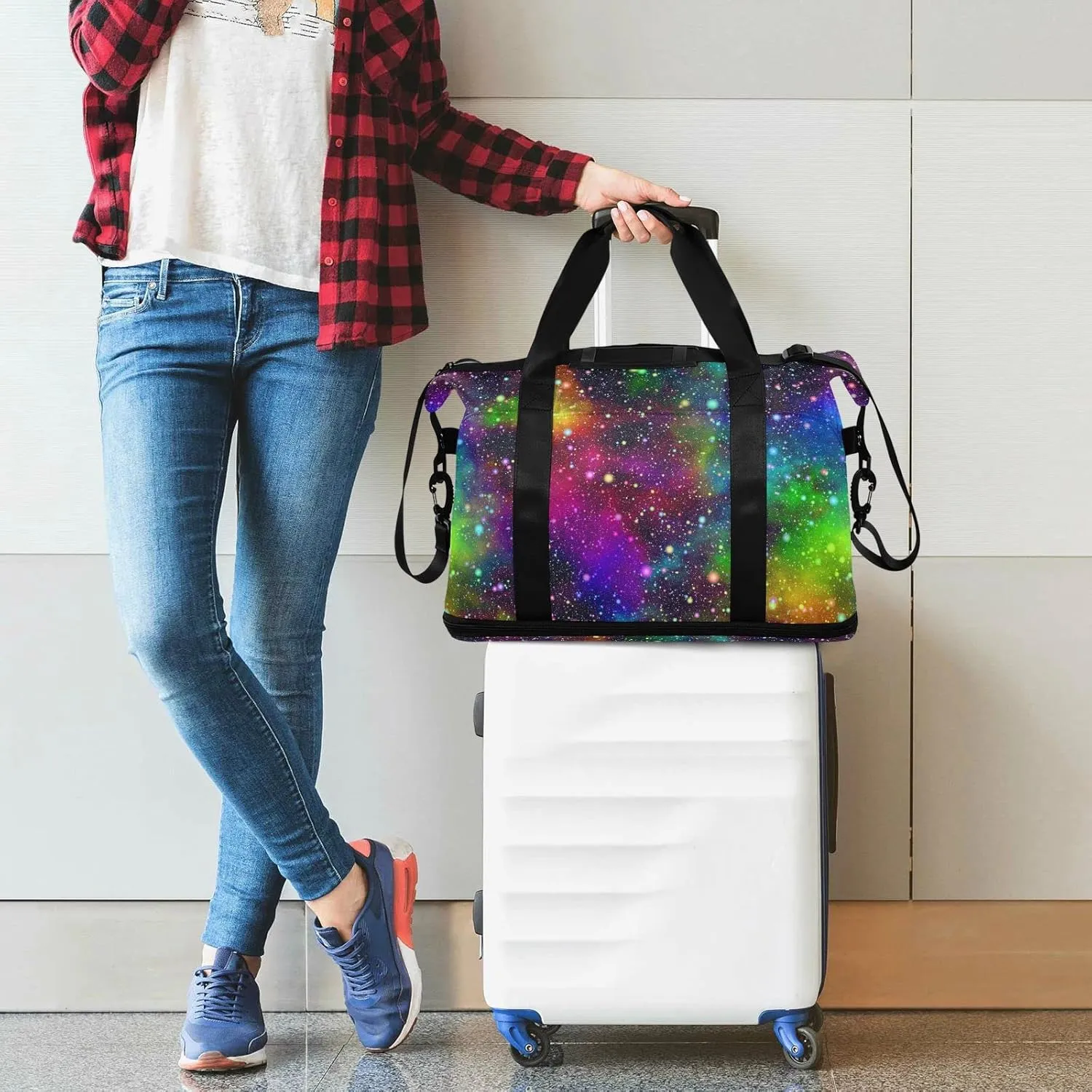 Universe, Nebula Night Starry Sky Rainbow Glittering Galaxy Gym Duffel Bag, Polyester Travel Weekender Luggage Handbag with Waterproof Pocket for Wet Items, Unisex Foldable Tote for Sports