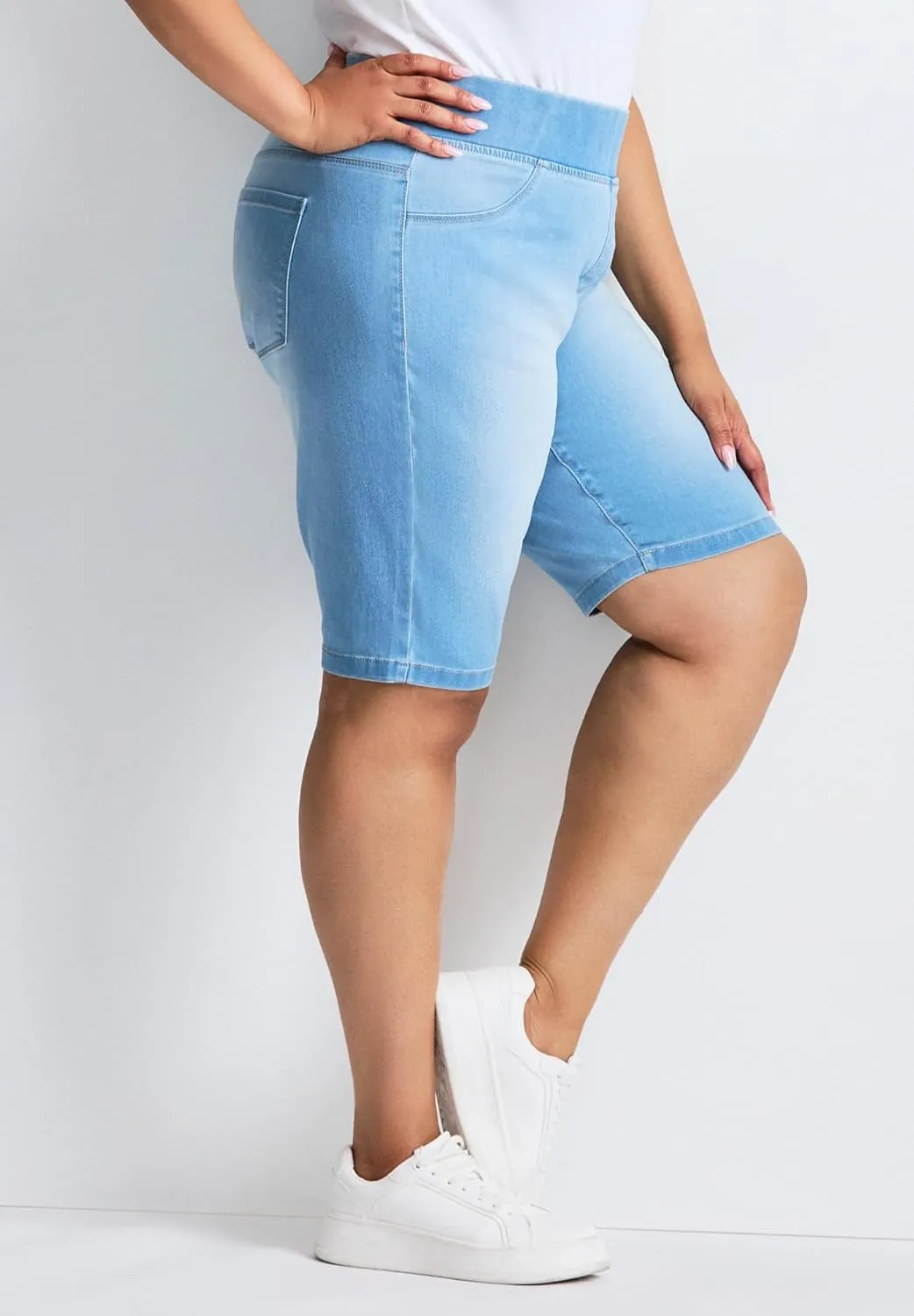 Women's Plus Size Butter Denim Pull On Short