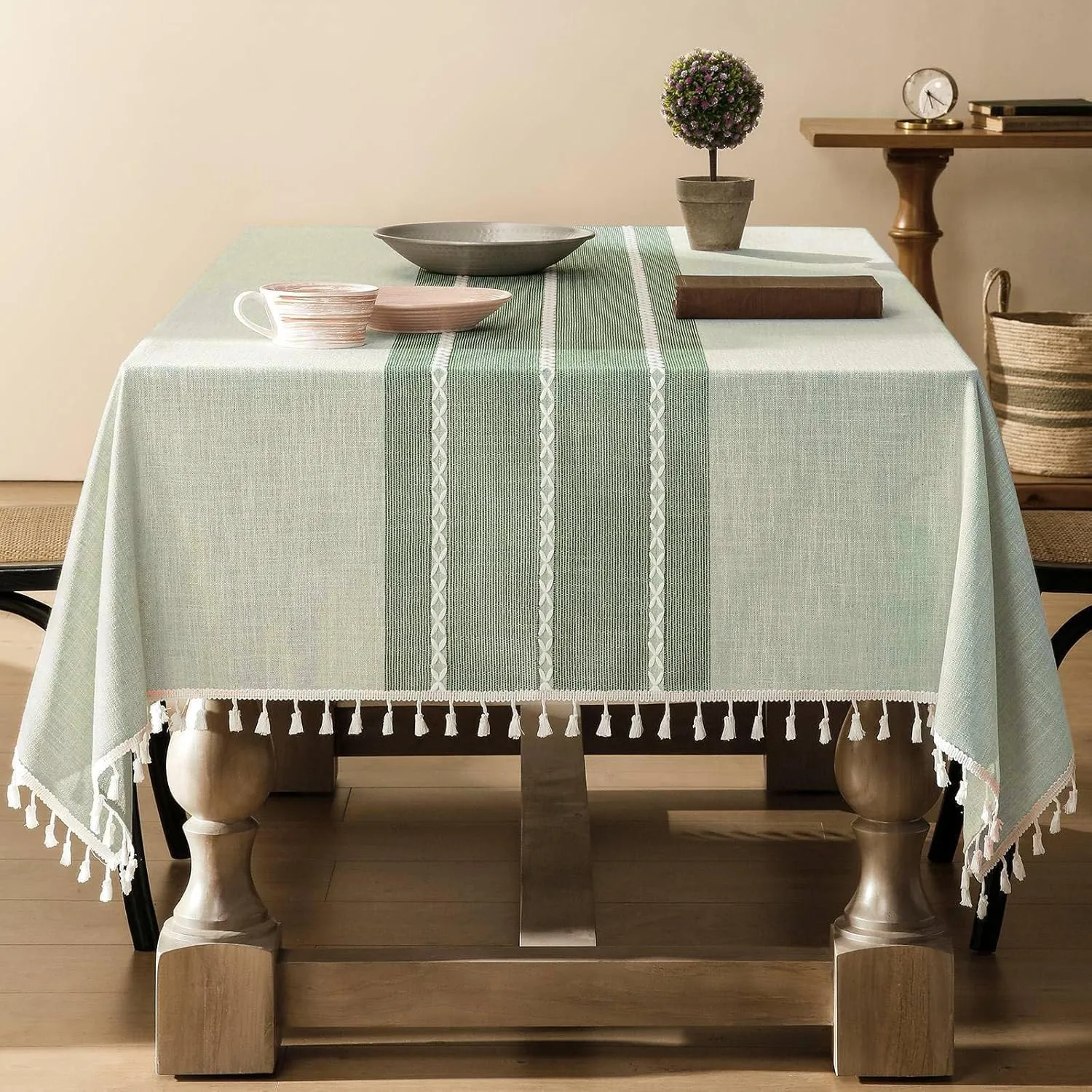 ZeeMart Contrast Linen Table Cloth Square Table Cloths 52x52 Inch Green, Farmhouse Style Heavy Weight Sage Green Tablecloth, Water Resistant Burlap Tablecloths ﻿